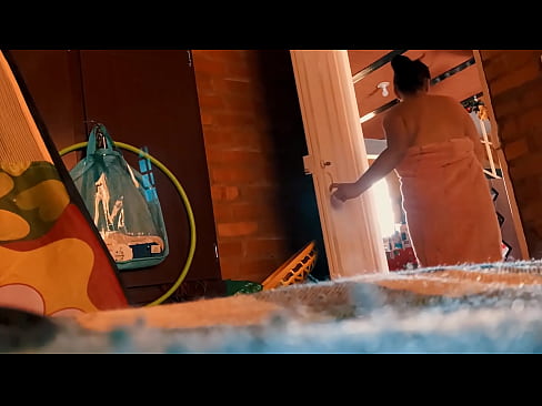 ❤️ Sinusundan ako ng tito ko sa shower, binabastos niya ako habang naliligo ako. ❤❌ Porno vk sa amin ﹏