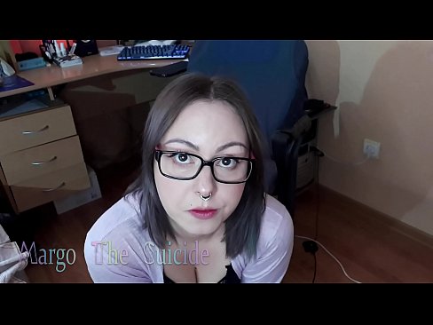 ❤️ Ang Sexy na Babae na may Salamin ay Sumipsip ng Dildo sa Camera ❤❌ Porno vk sa amin ﹏